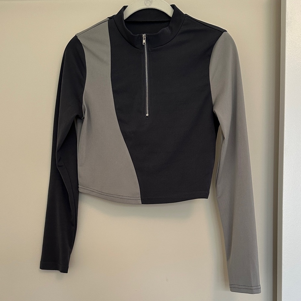 SHEIN Black and Gray Long Sleeve Top